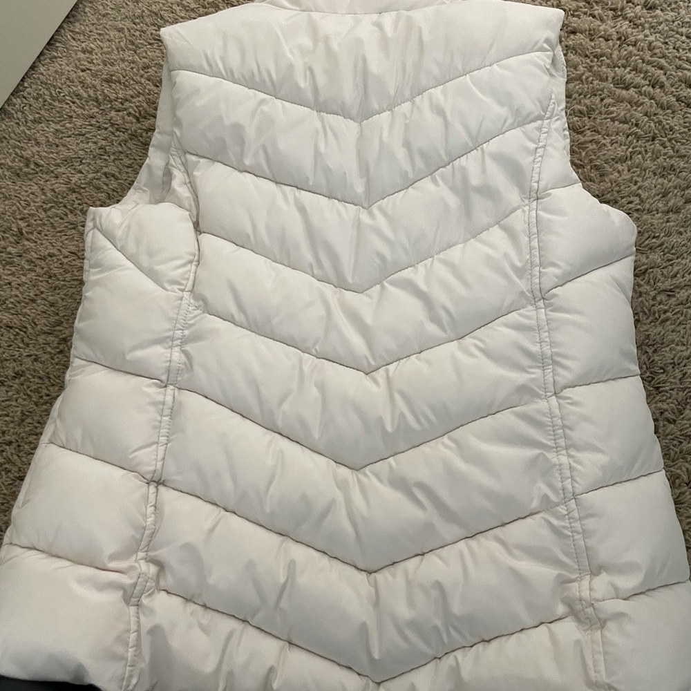Vest - Picture 2 of 3